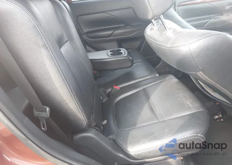 2014 Mitsubishi Outlander Gt z USA, uszkodzony, nr VIN JA4JZ4AX9EZ000329